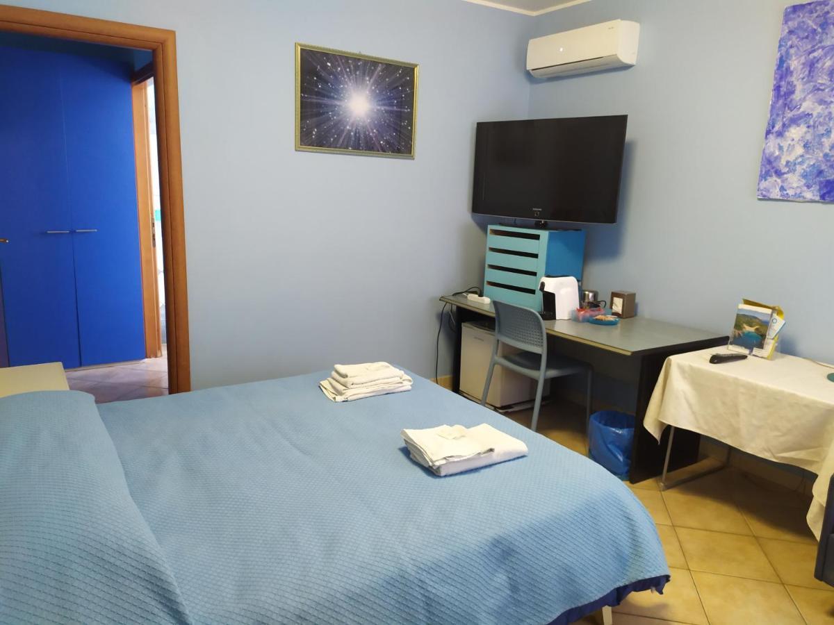 B&B Luna Blu Carbonia Εξωτερικό φωτογραφία